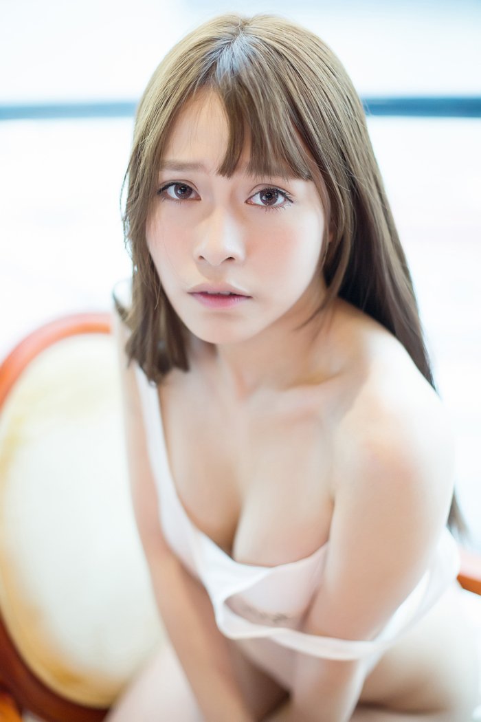 顽味小妹Carol酱高叉泳装风情写真(图21)