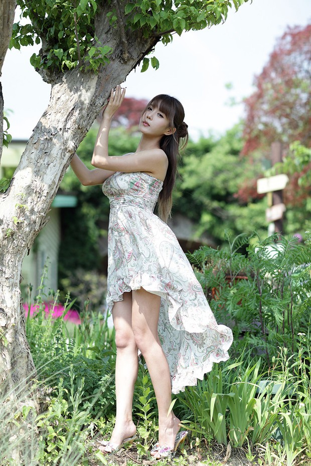 韩国车模许允美清新靓丽写真照片(图9)