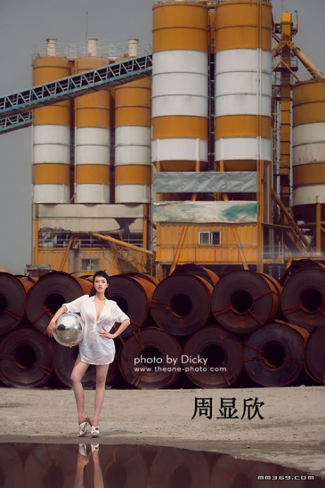 绝色美女周显欣惊艳写真(图10)