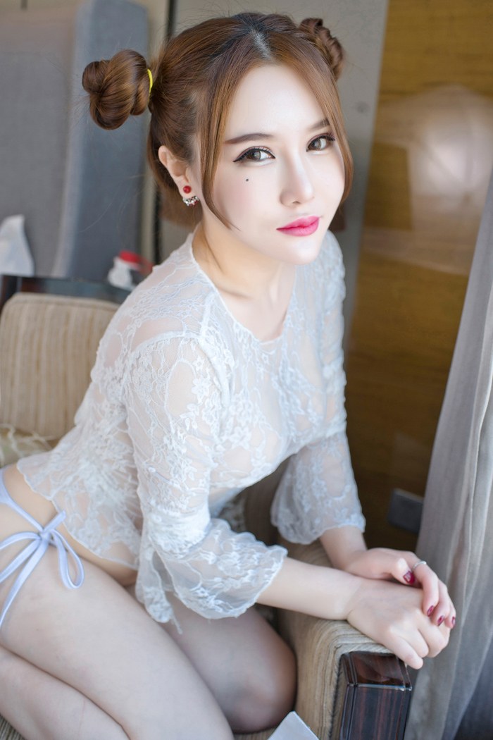 大胸妹佑熙薄纱镂空隐现傲人双峰(图12)