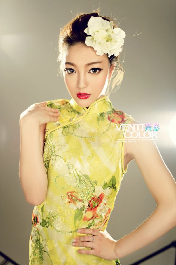 别有时尚风味的中国旗袍美女(图7)
