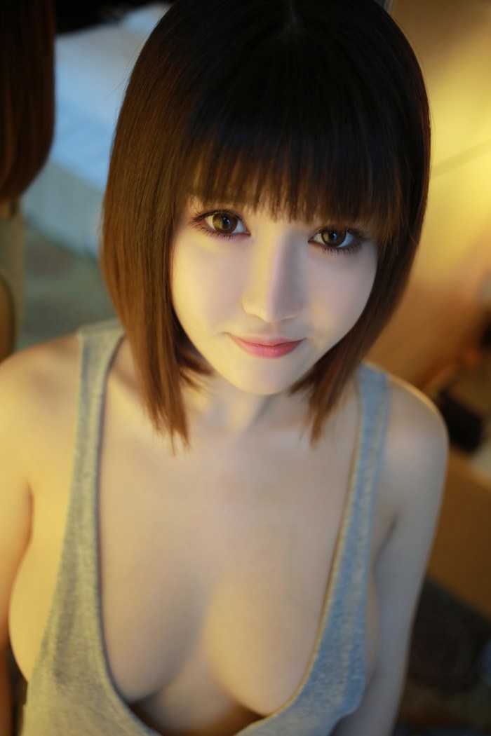 大胸嫩妹萌萌饱满酥胸令人欲望膨胀(图41)