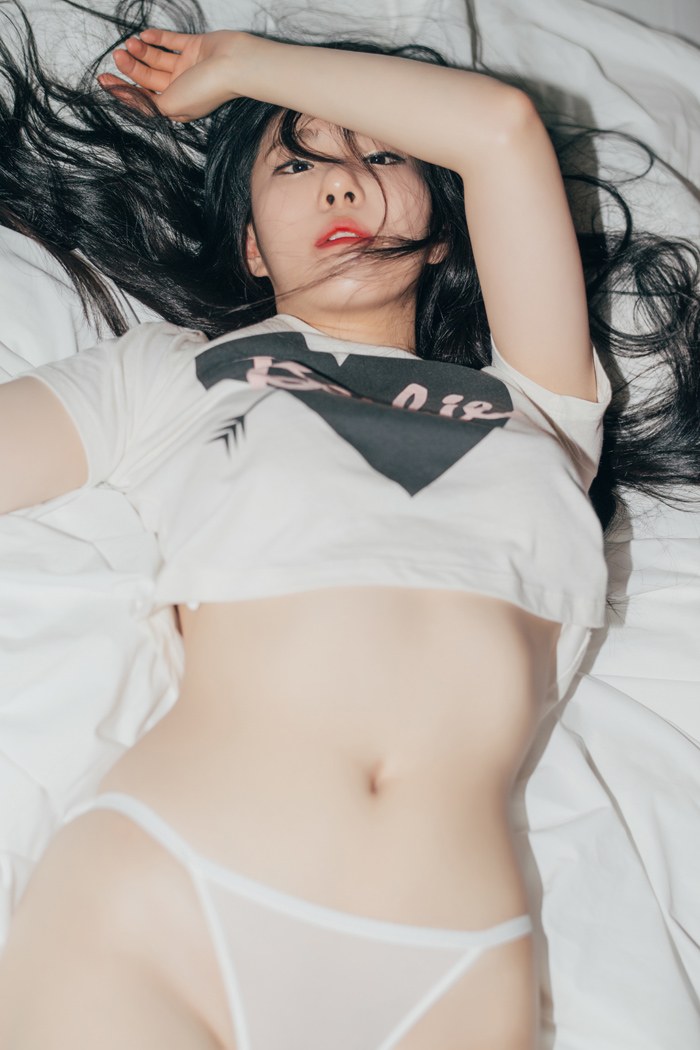 韩国美女全裸浴照诱人胴体美妙绝伦(图41)