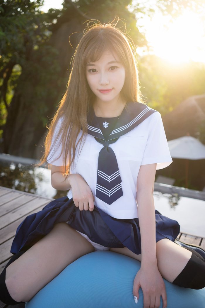 性感学生妹甜心CC制服外拍气质佳(图36)