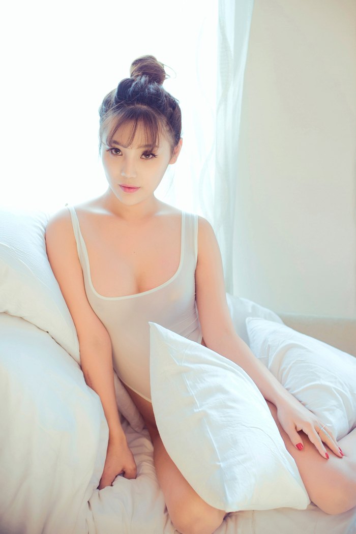 风情妹子周予然透视装美乳依稀可见(图60)