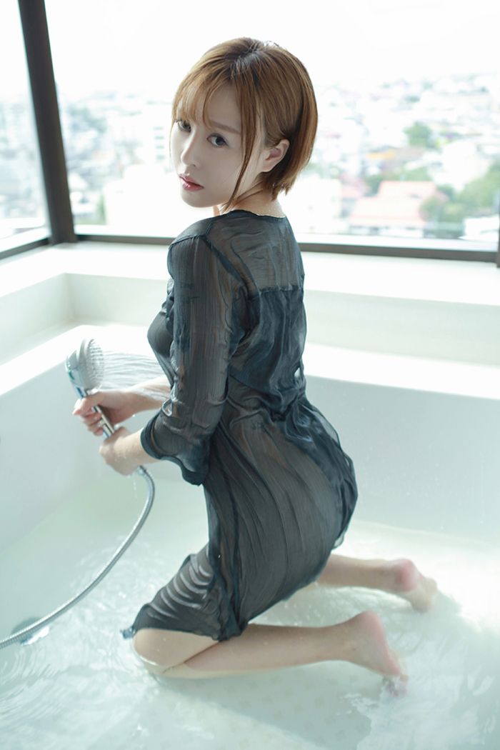 性感美女艾莉整形归来女神范依旧(图55)