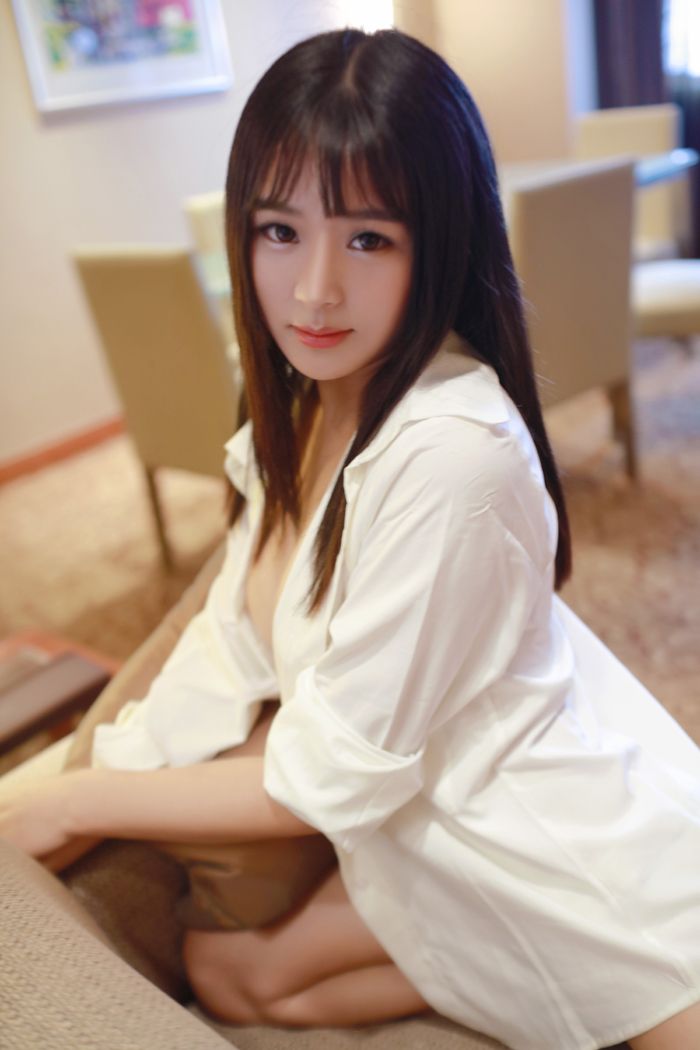翻版米妮思淇大尺度私房照翘臀诱人(图35)