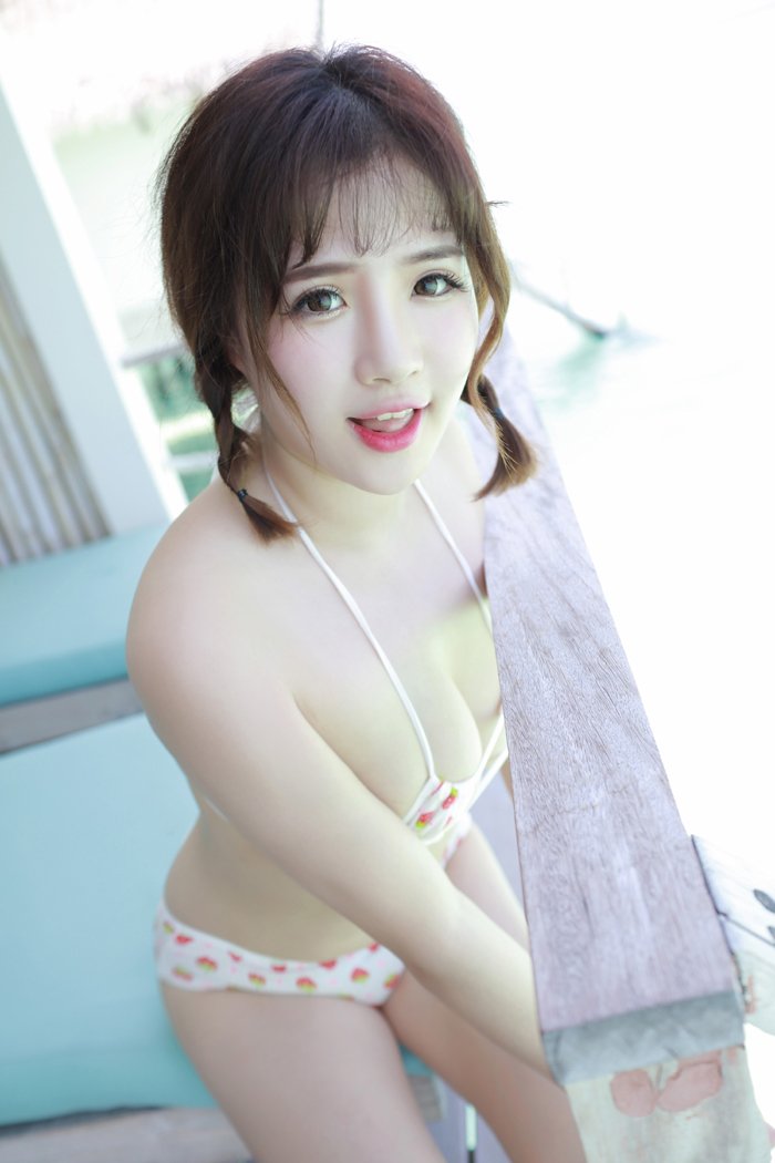 美女徐cake比基尼太简单巨乳藏不住(图30)