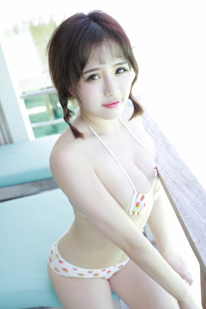 美女徐cake比基尼太简单巨乳藏不住(图29)