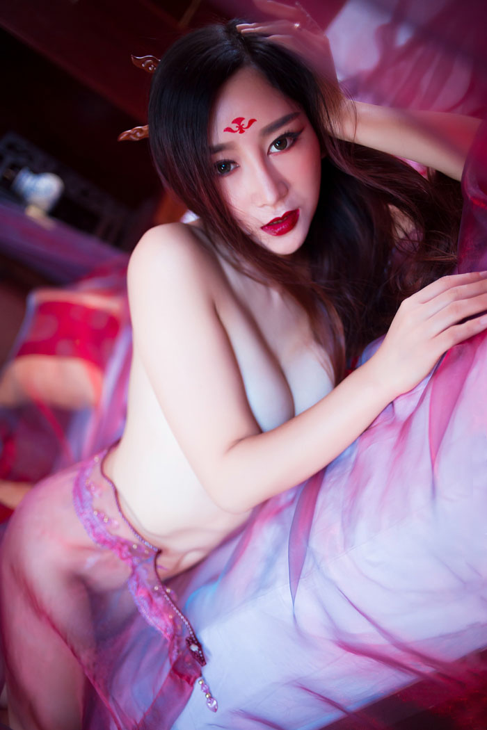 现代东方不败邹晶晶另类性感写真(图47)