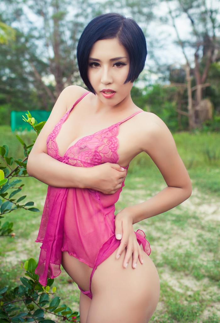 爱穿丁字裤的性感美女娜依灵儿(图19)