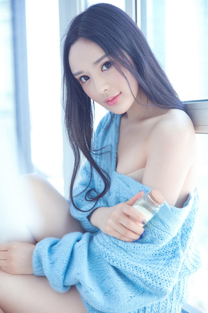 清纯嫩模晓迪秀魔鬼身材香艳迷人(图15)