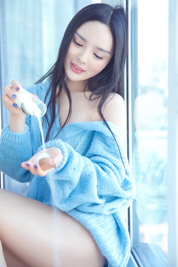 清纯嫩模晓迪秀魔鬼身材香艳迷人(图17)